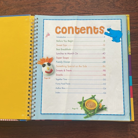 Sesame Street C is for Cooking Cookbook & Kids’ Apron - Picture 6 of 10